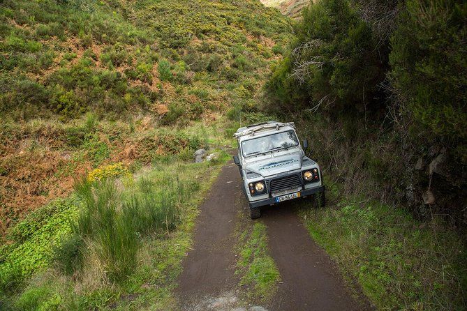 SANTANA Combo Expedition (Jeep & Levada Walk) - Shared Tour