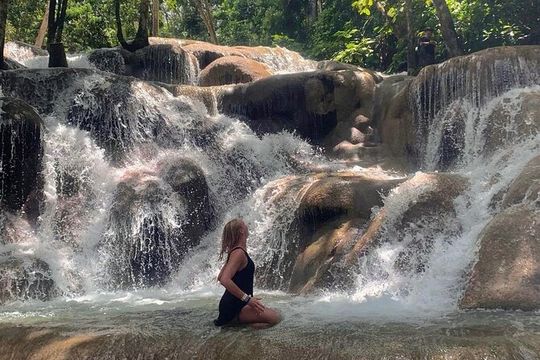 Bob Marley's Nine Mile & Dunns River Falls Tour: Transportation & Ticket