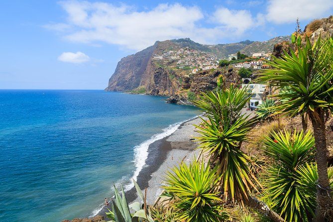 Camara de Lobos and Funchal Hop-On Hop-Off Bus Tour