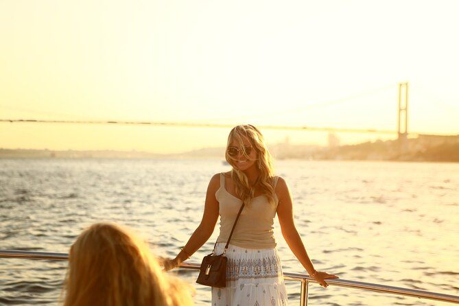 Istanbul Luxury Yacht Cruise with Transfer Option