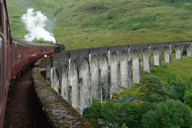 From Edinburgh: 2-Day Highlands tour with Jacobite Steam Train