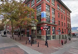 Amazing Scavenger Hunt: Vancouver Red Bricks & Gold Dragons