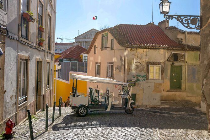 2h Sunset Views Lisbon by Tuk Tuk
