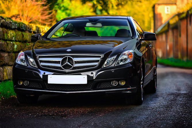 Private arrival OR departure transfer in Valencia (hotel OR airport pick-up)