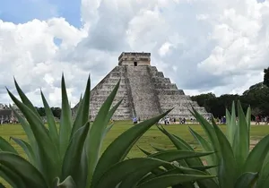 Chichen Itza Tour: Pyramids, Cenote Ik Kil & Valladolid