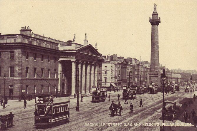2-Hour Historical Walking Tour from Dublin