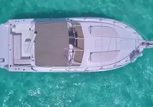 Yacht experience in Cancun: cruise, swim and sunset views