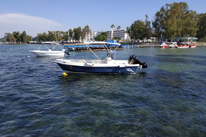 Motor boat hire in corfu Man 5,25.