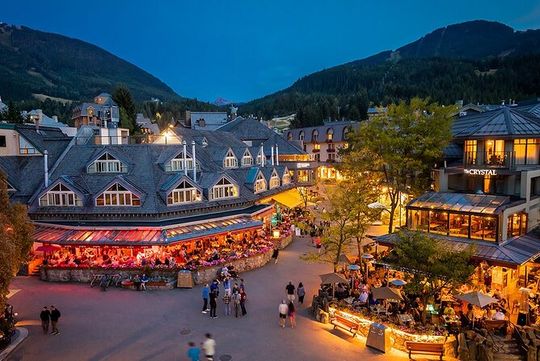 4-day Tour Vancouver & Whistler w/YVR Airport Pickup(Chinese&Eng)