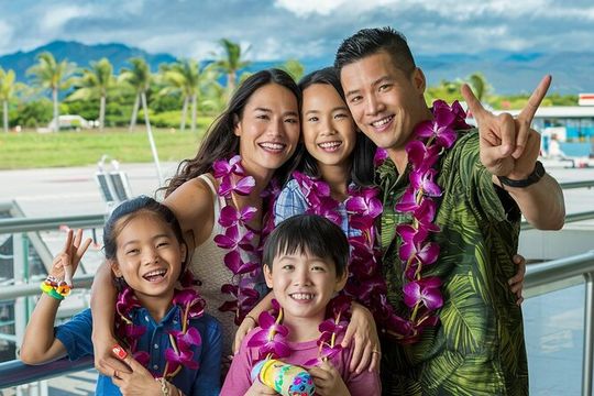 Lei Greeting Private Transfer Arrival Honolulu Airport to Waikiki