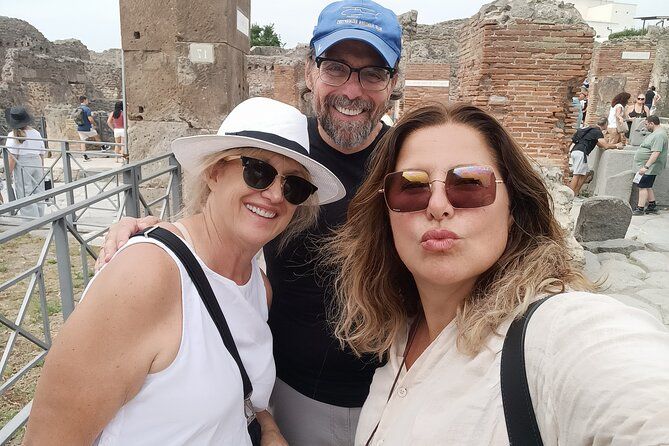 Visit Pompeii including the transfer from Naples and return