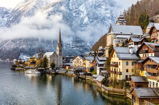 Private Full Day Trip to Hallstatt,Salzburg and Melk from Vienna