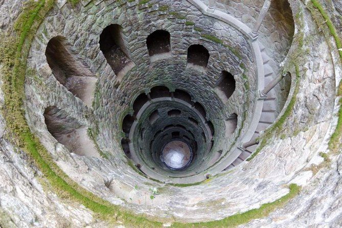 Sintra Small Group Tour: Cascais, Regaleira, Cabo da Roca