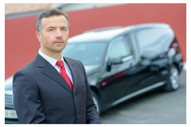 Shared Departure Transfer from your London Hotel to the Airport