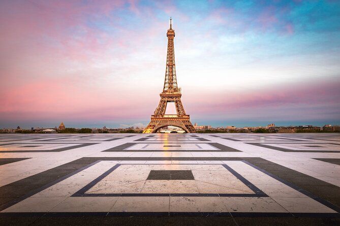 Eiffel Tower Summit with Reserved Access by Elevator