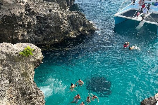 Negril 7 mile Beach, Party Catamaran Cruise and Ricks Cafe Combo