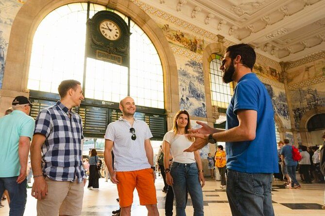 PRIVATE Porto walking tour with historian