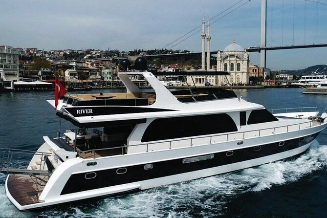 Istanbul Bosphorus Sunset Luxury Yacht Cruise with Transfers