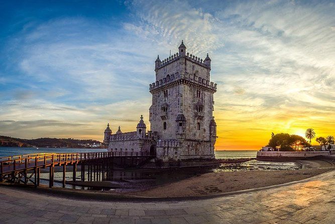 Explore Lisbon: Private & Customizable Half-Day Sightseeing Tour
