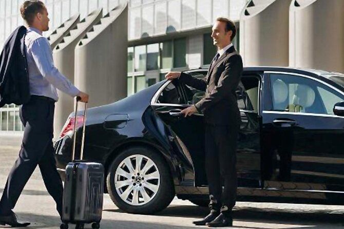 Lisbon Private ONE WAY transfer (IN or OUT)