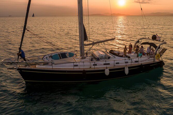 Athens Riviera Private Sailing Cruise with Lunch & Wine