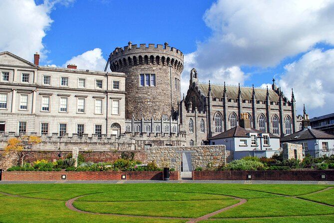 Dublin Walking Tour with Audioguide on Your Smartphone