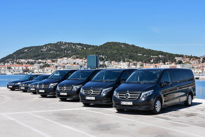 Luxury private transfer: Split Town to Split airport