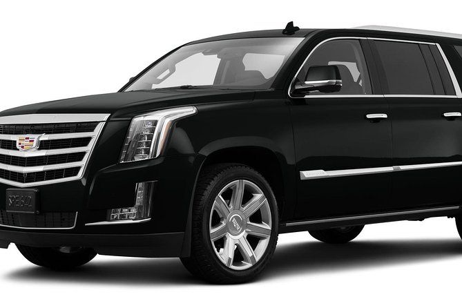 Round Trip Between Vancouver & Whistler Full-Size SUV