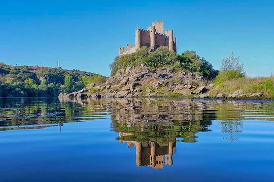 Templar Route: Tomar and Castillo de Almourol from Lisbon