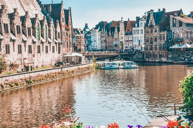 Discover Ghent while playing! Escape game - The alchemist