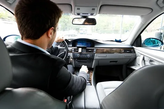 Milan Private Transfer (Malpensa &Linate Airports Train Station, Bellagio, Como)