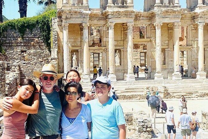 Private Ephesus Tour from Kusadasi Port with Lunch