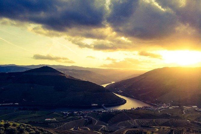 2 Days Douro Valley Tour - Douro Valley Wine Tour - Private Tour - All Included