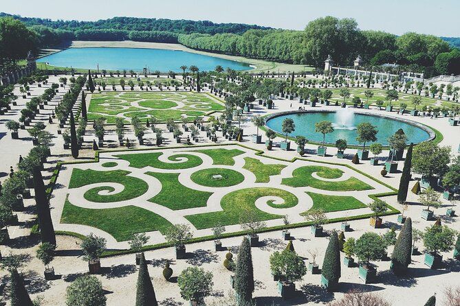 Versailles Royal Highlights Private Tour with Official Guide