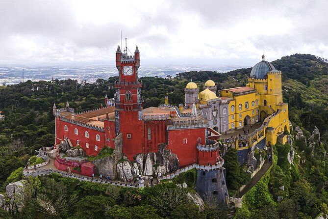 Full-day Private Tour to Sintra and Cascais from Lisbon