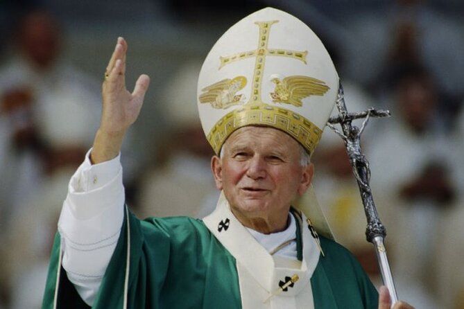 Krakow: John Paul II Home & Black Madonna Sanctuary - Guided Tour