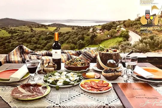 EVORA & MONSARAZ FULL-DAY PRIVATE TOUR with winery, cork & gourmet tavern