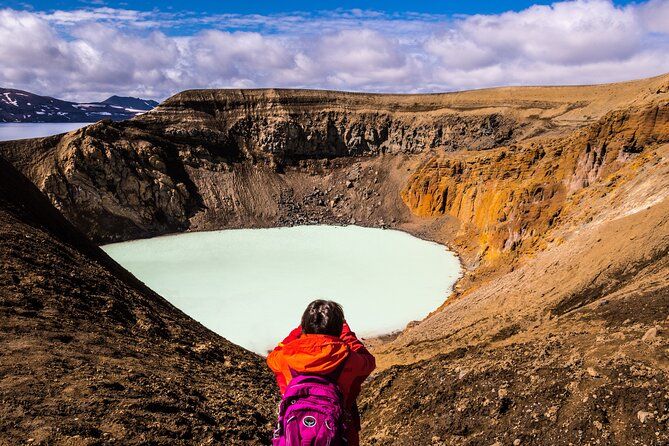 Private Askja Caldera and Viti Crater 4x4 Tour from Lake Myvatn