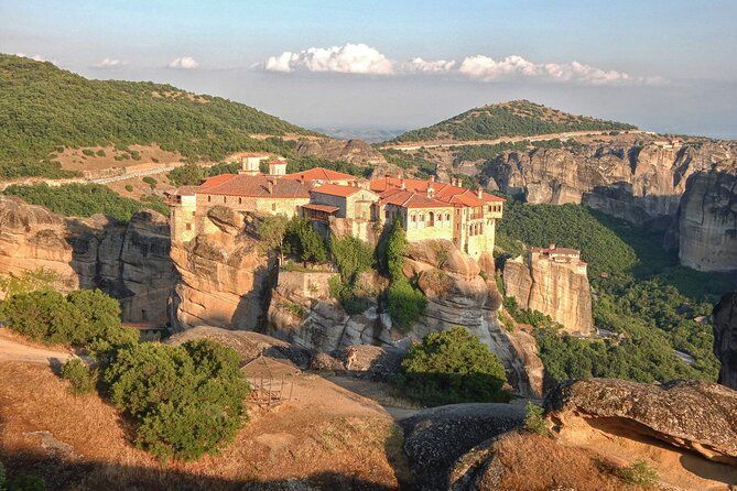 Thermopylae, Meteora and Delphi Private Full Day Tour