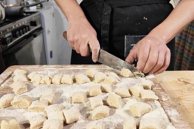 Private Sicilian Vegetarian Cooking Class at a Farmhouse in Noto