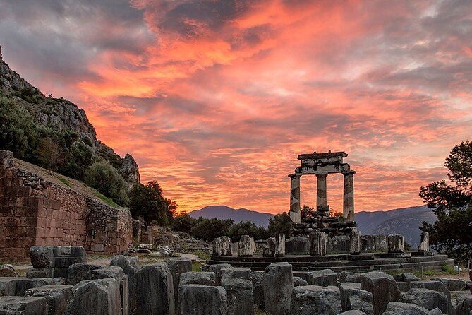 Private Excursion to Delphi & Arachova from Itea port