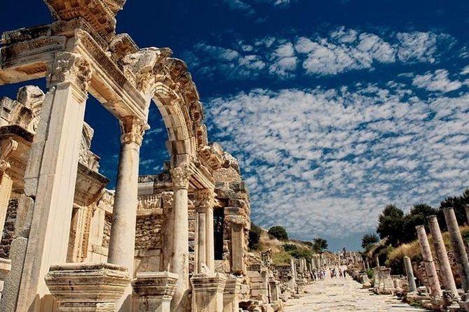 FOR CRUISERS: Ephesus Ruins and Mary's House GROUP Tour