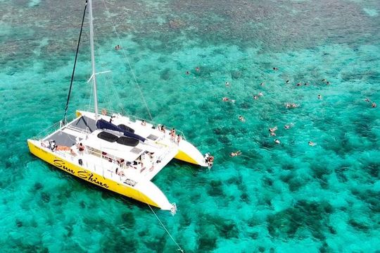 Party Catamaran: OpenBar, Music, Negril Beach, Rick's, Snorkeling