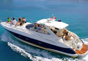 Private Premium Yacht 46FT Rental in Cancún