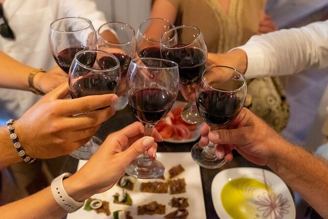 Boat Tour to Islands with Food, Oil & Wine Tasting
