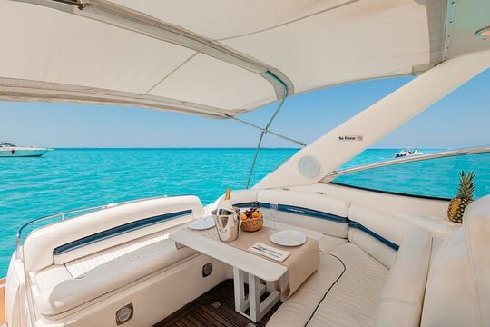 Private Premium Yacht 46FT Rental in Cancún