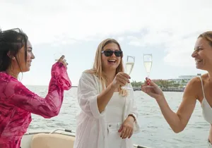 Private Luxury Motor Boat 2, 3 and 4 Hour Charters