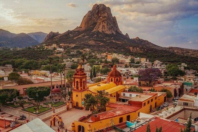 Full Day Tour of 3 amazing magical towns of Queretaro.