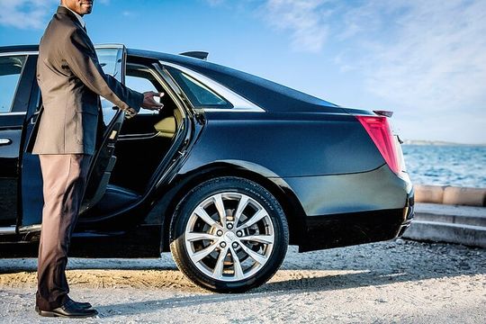 Bahamas Airport Transportation w/free Grocery Stop- Round Trip