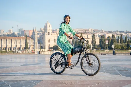 Lisbon Regular or Electric Bike Rental